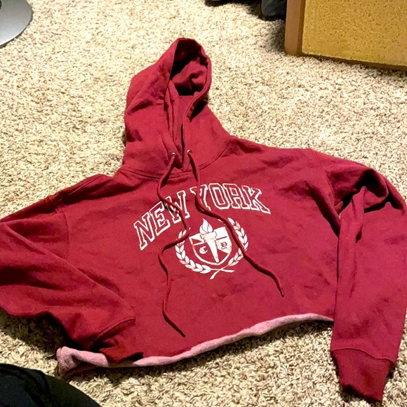 New York Crop Hoodie